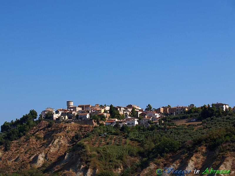 01-P8269733+.jpg - 01-P8269733+.jpg - Panorama del borgo.